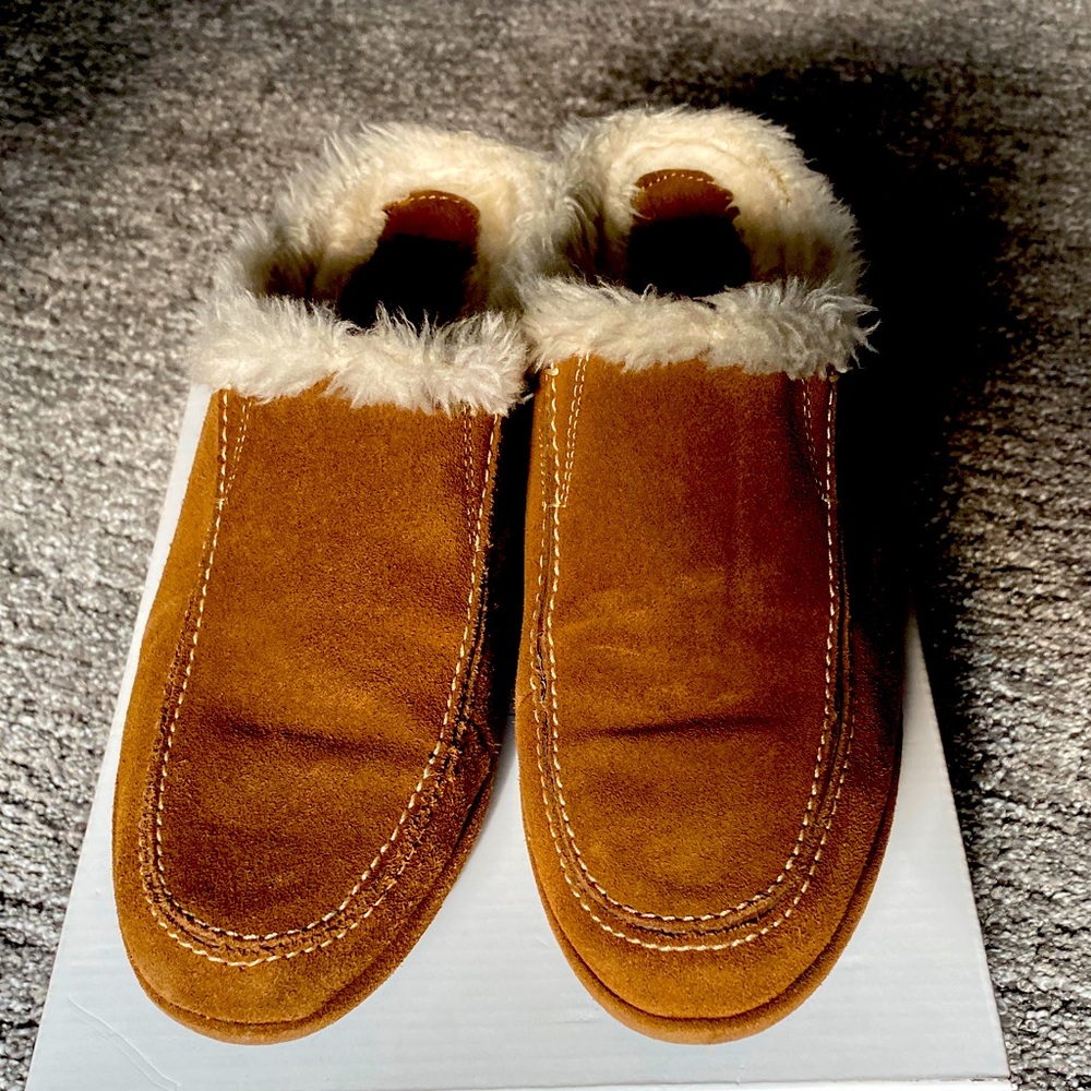 Fir lines wedge mules